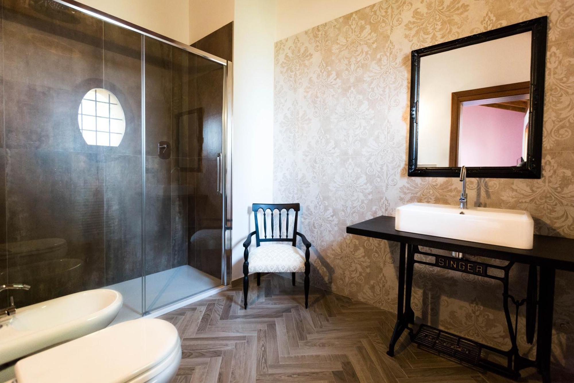 Room&Breakfast La Gramadora كاستيل سان بييترو تي المظهر الخارجي الصورة